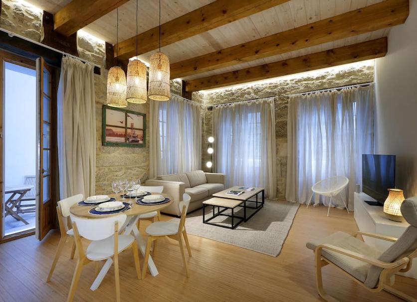 Dining room Photo