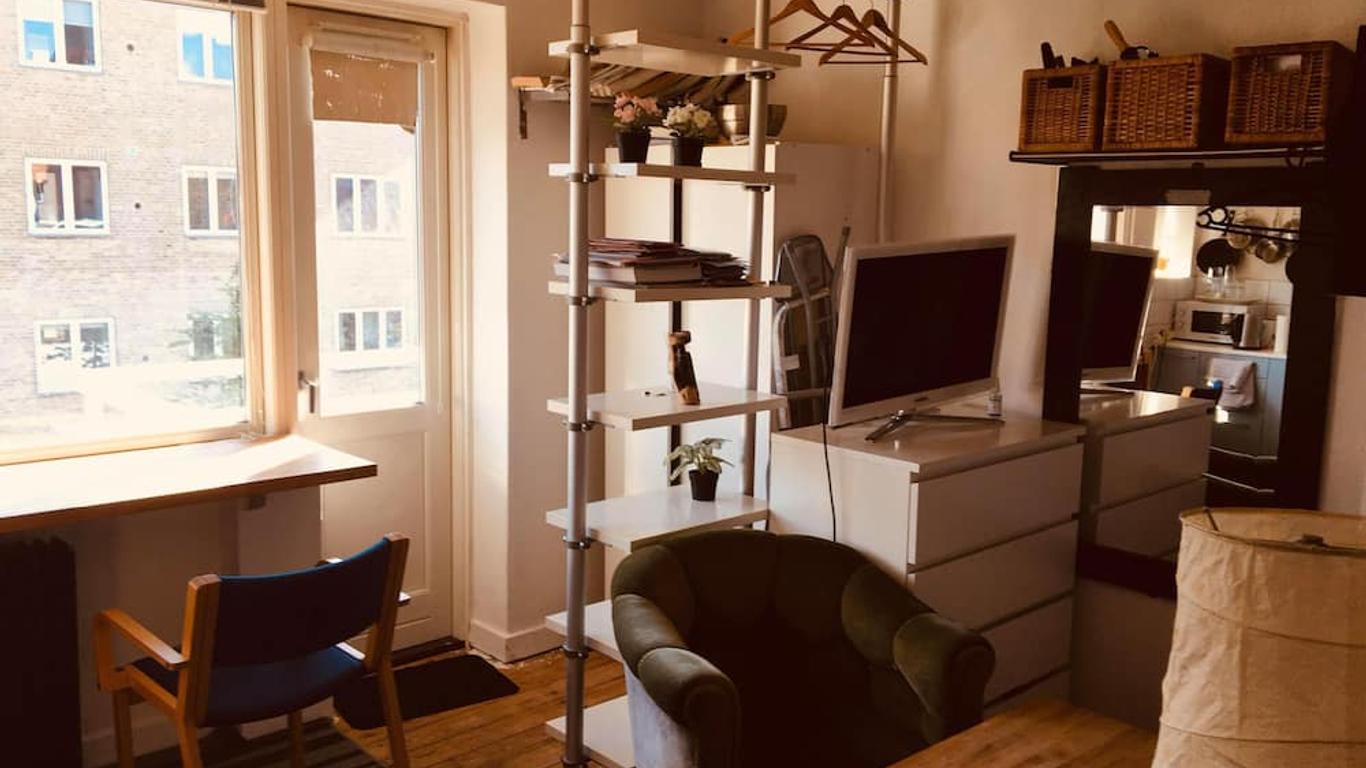 Nice Room In Apartment In Amager - Newly Renovated