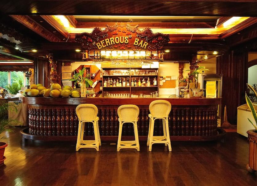 Bar Photo