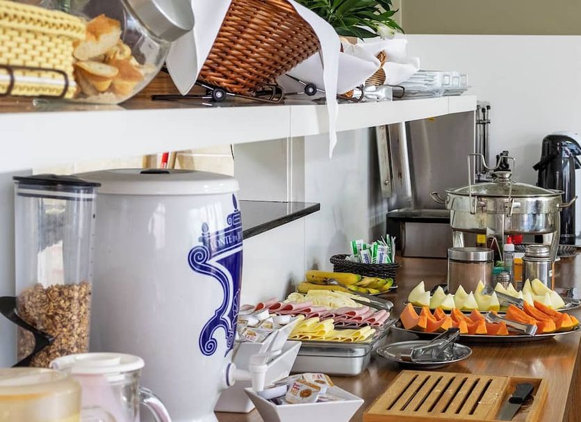 Buffet Photo