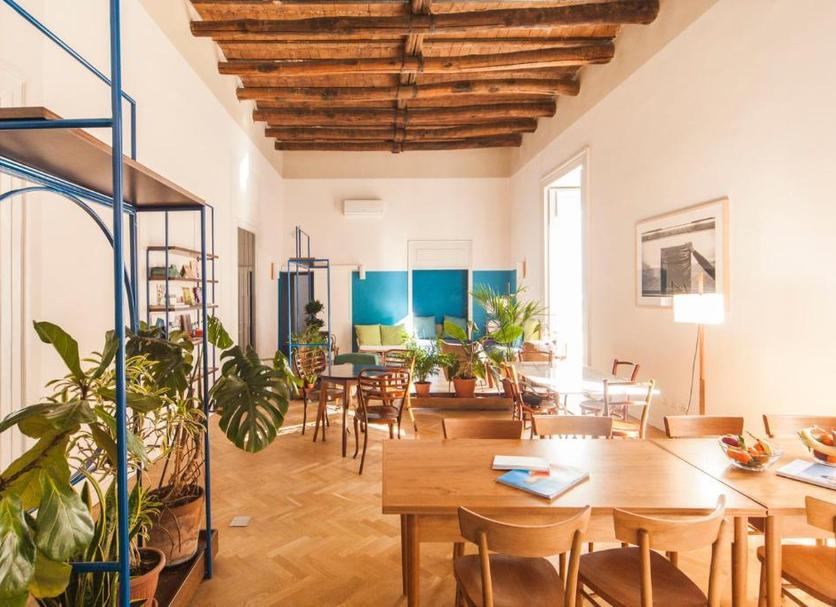 Dining room Photo