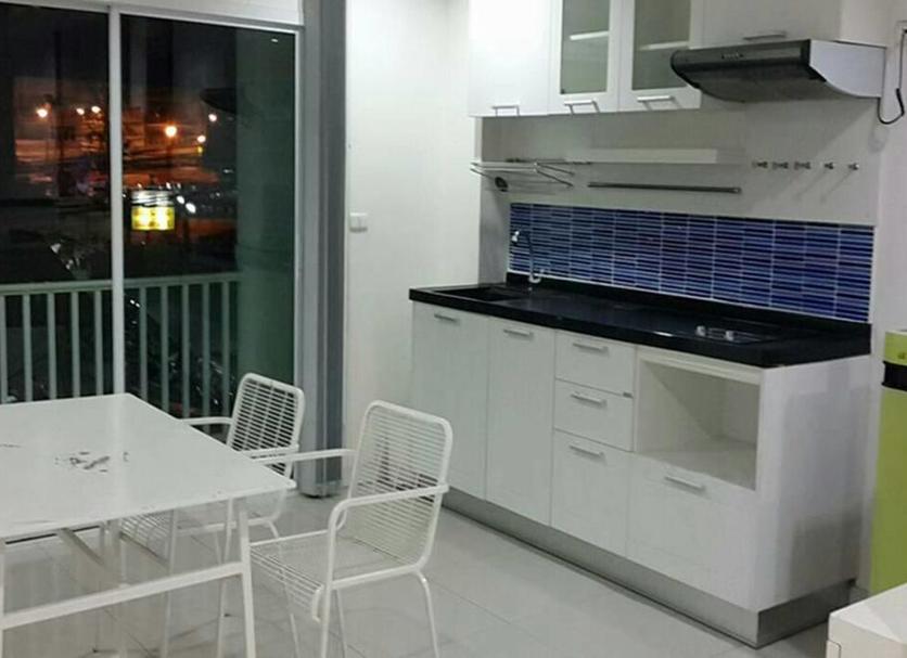 Kitchen Photo