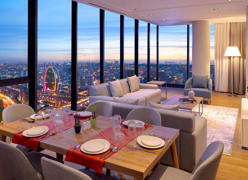Dining room Photo