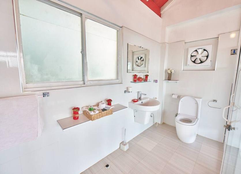 Bathroom Photo