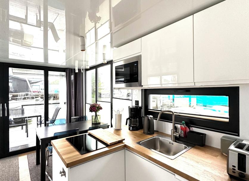 Kitchen Photo