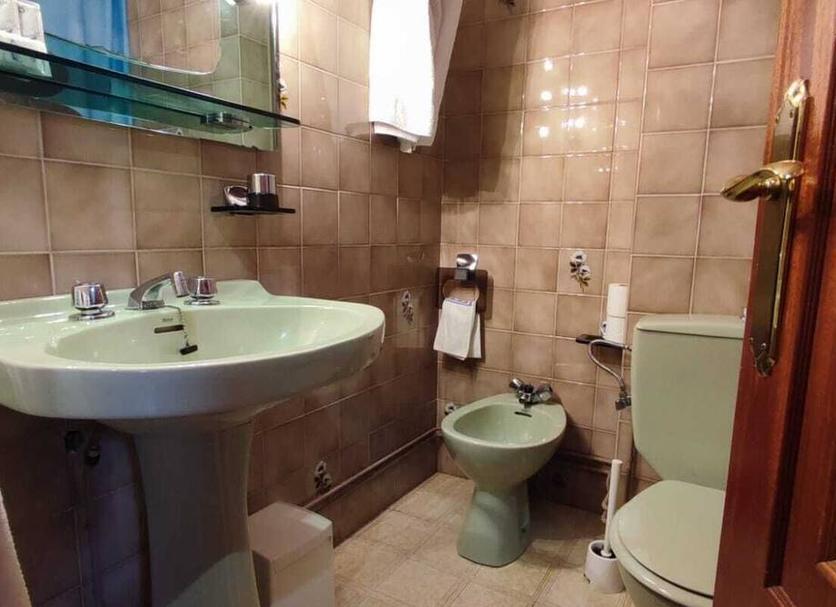 Bathroom Photo