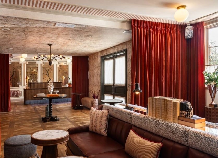Lounge Photo