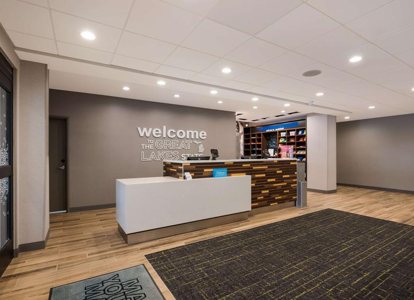 Front desk Photo