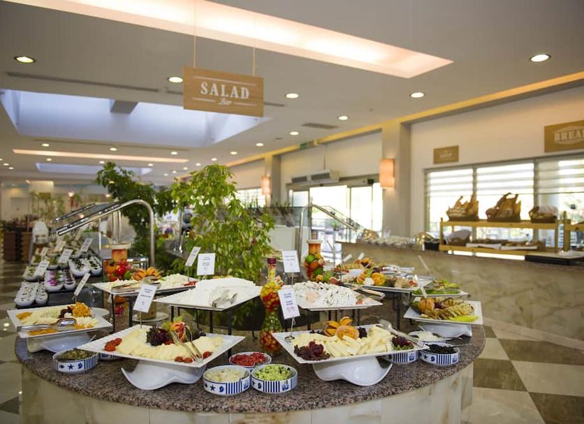 Buffet Photo