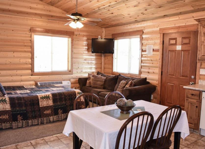 Dining room Photo