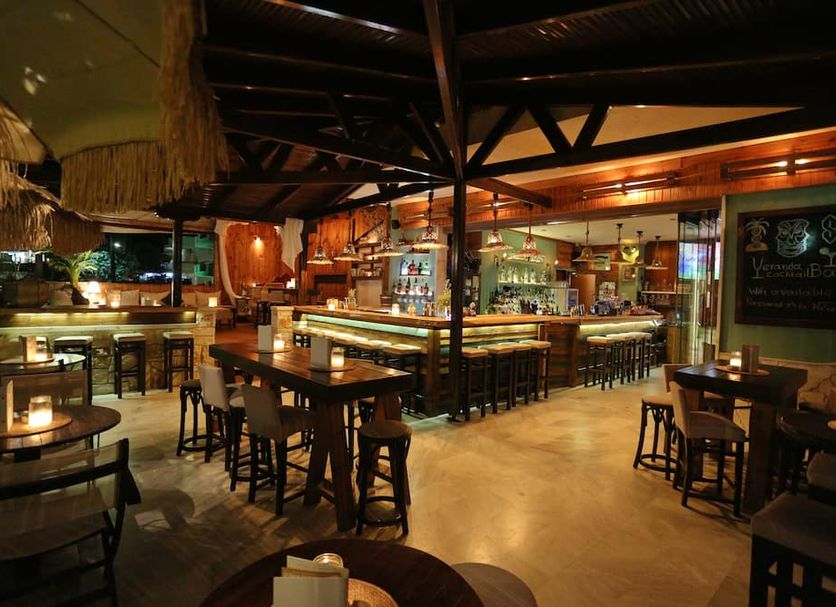 Bar Photo
