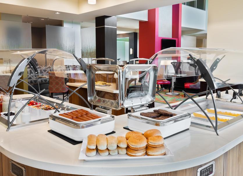 Buffet Photo