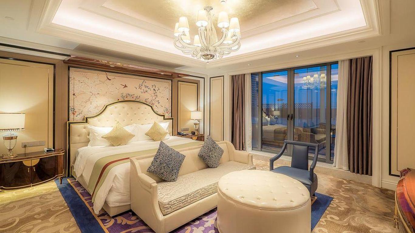 Shanghai Ship Hotel