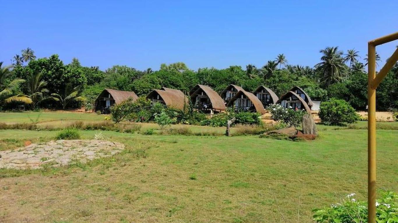 Golven Beach Resort