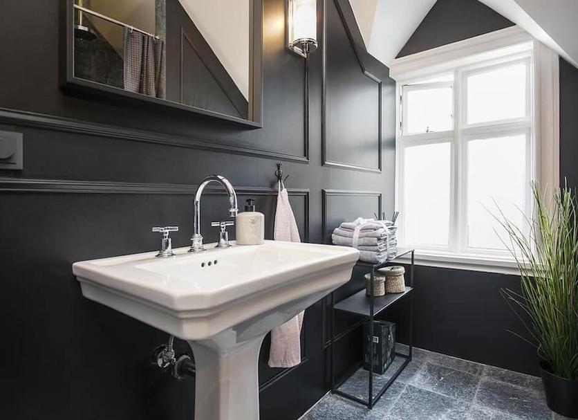 Bathroom Photo