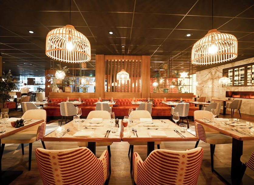 Restaurant Photo