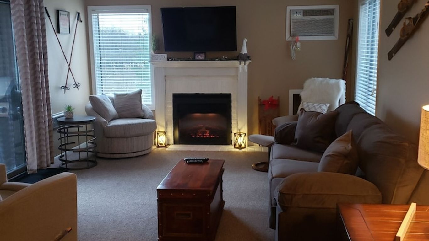 Adorable Condo Close To Ski Hills At Peak N Peek Resort Recently