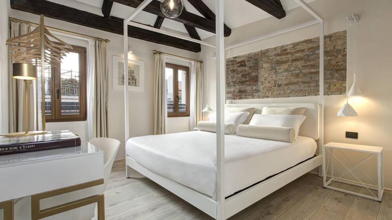 San Marco Suite 755