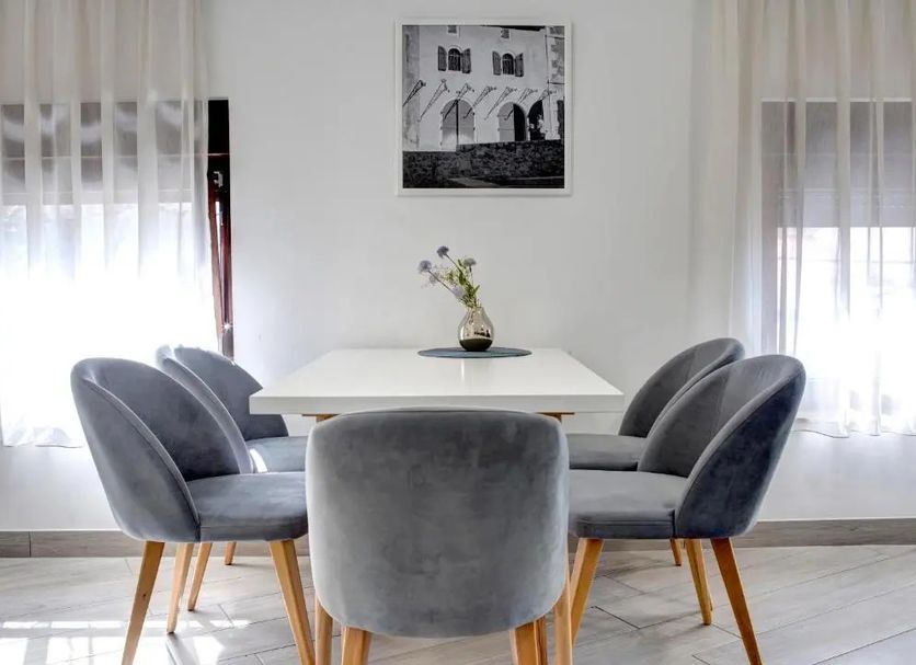 Dining room Photo