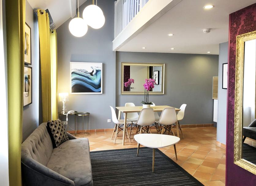 Dining room Photo