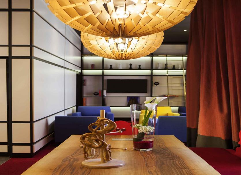 Dining room Photo