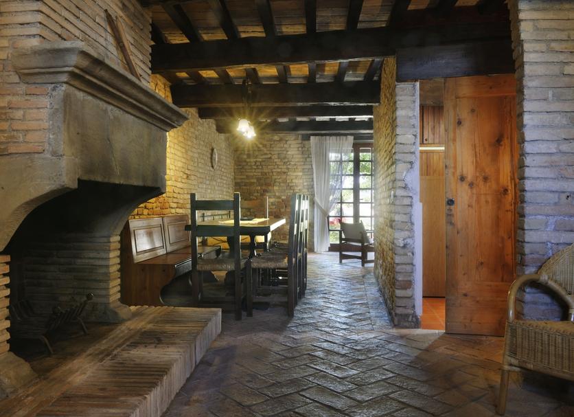 Dining room Photo