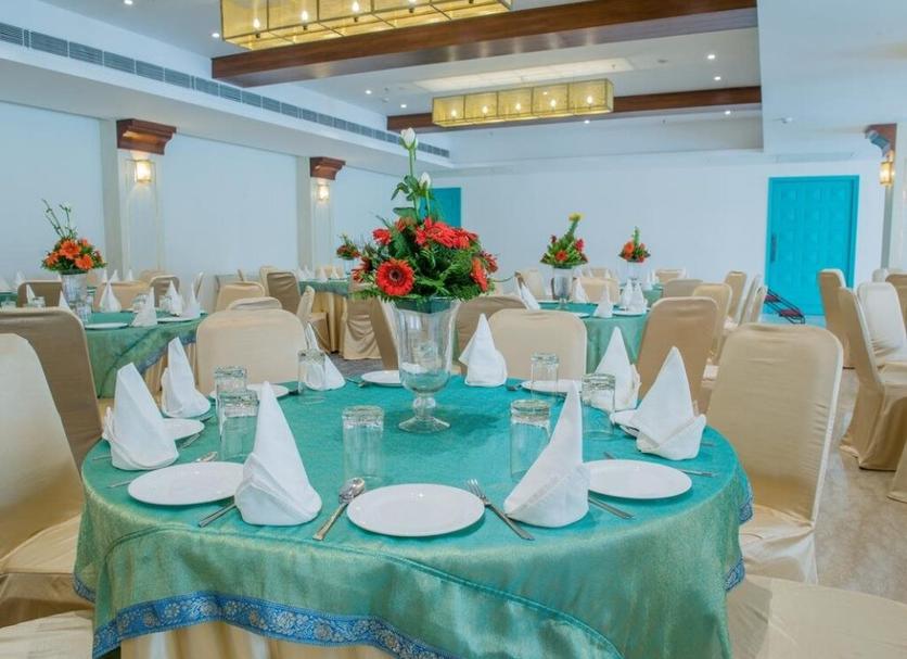 Banquet hall Photo