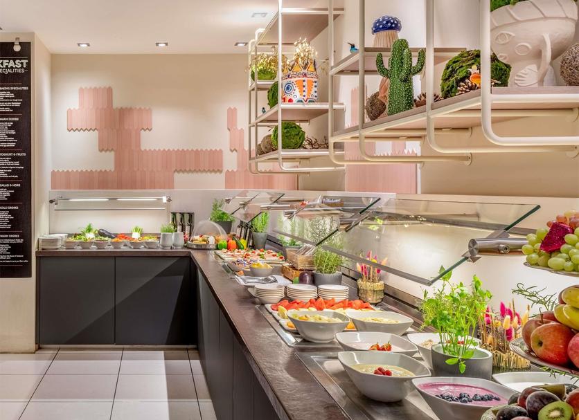 Buffet Photo