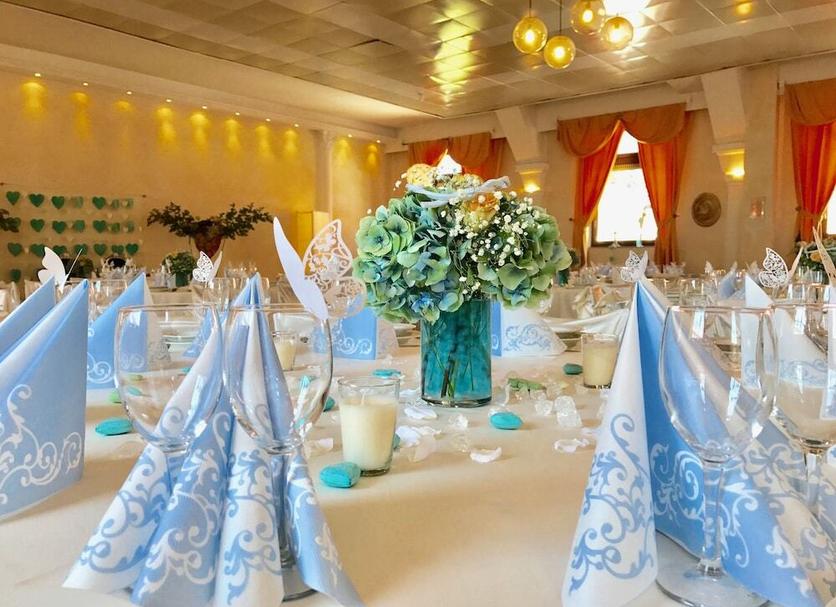 Banquet hall Photo