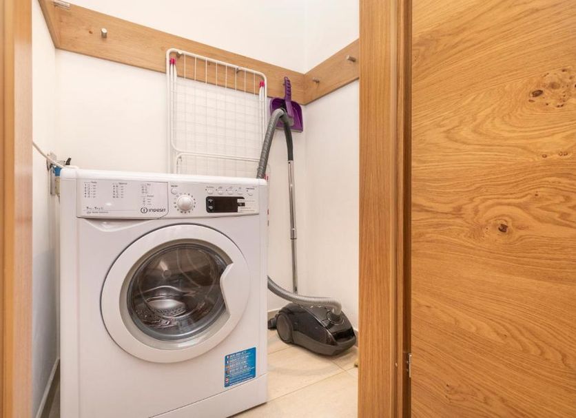 Laundry facility Photo