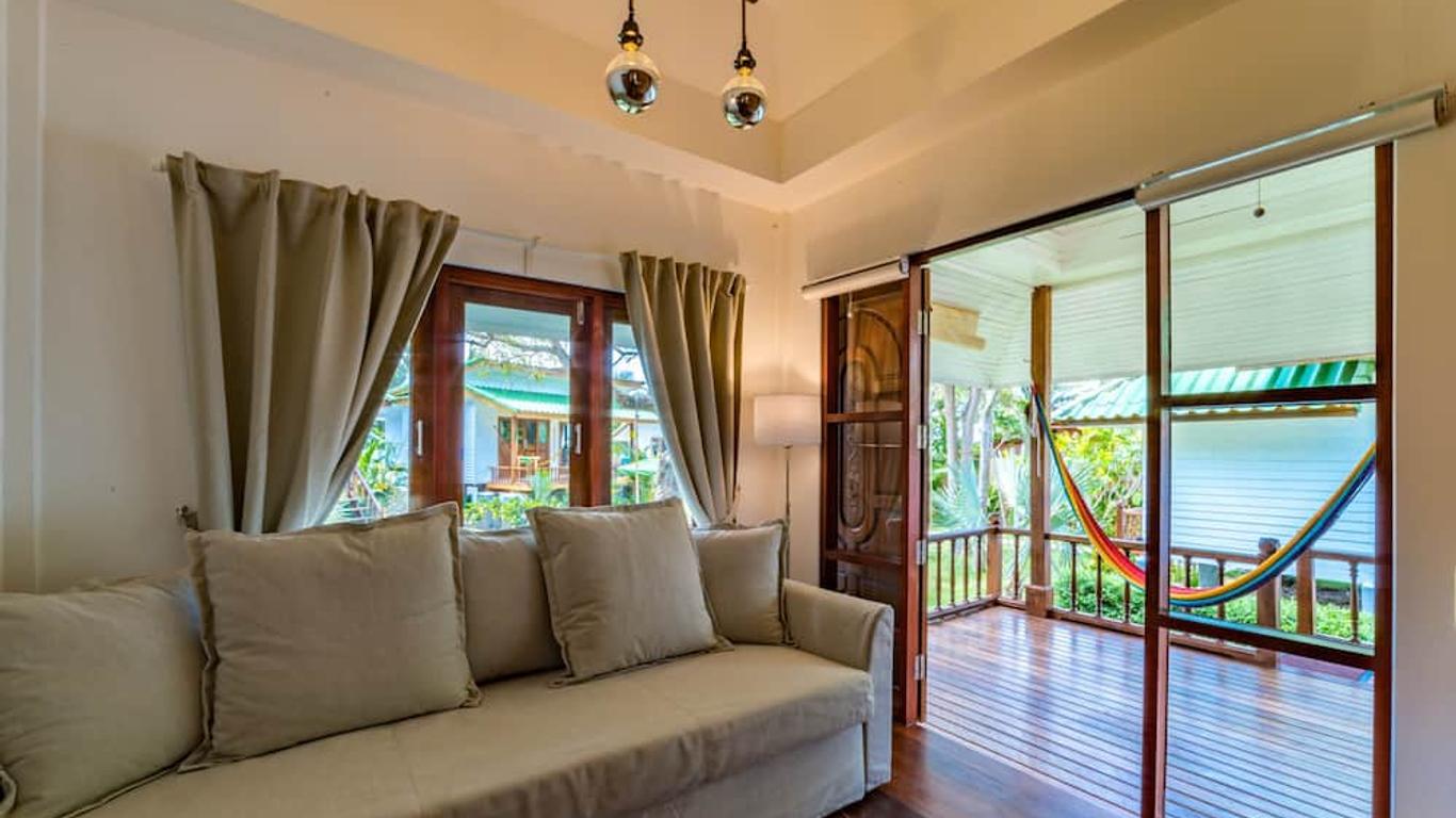 The Joy Beach Villas