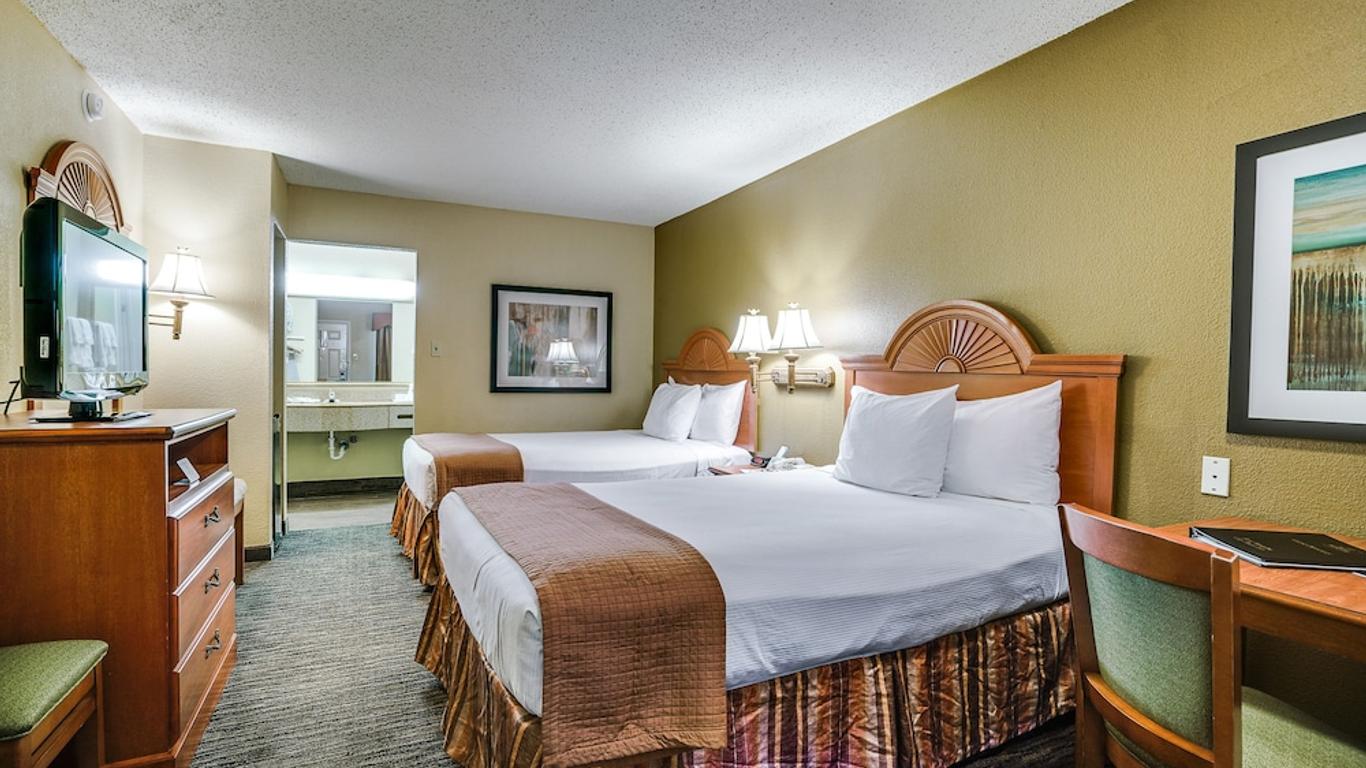 Quality Inn and Suites Dallas-Cityplace