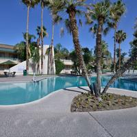 Travelodge By Wyndham Palm Springs