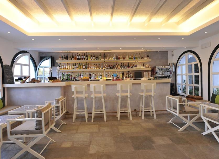 Bar Photo