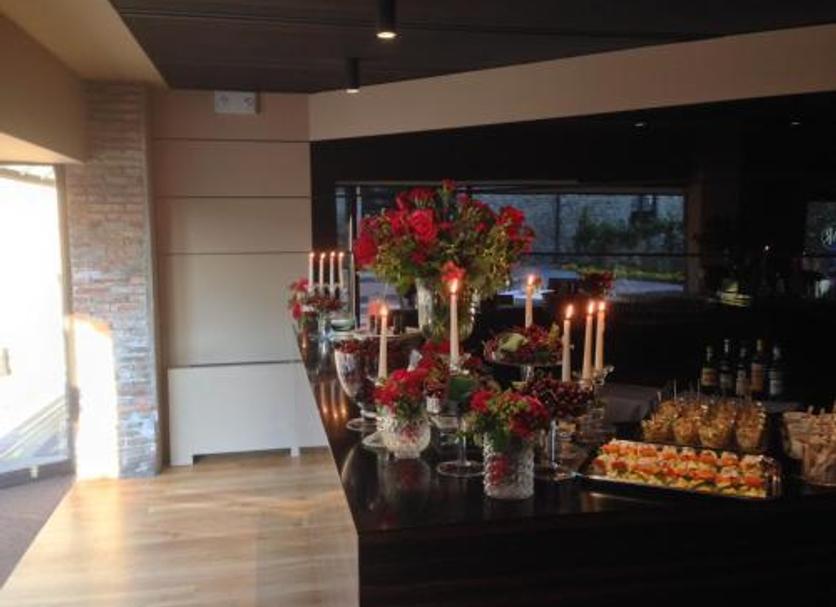Buffet Photo