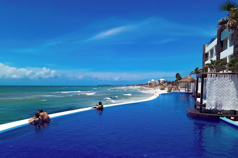 expedia_group-2219758-