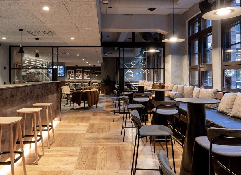Restaurant Photo