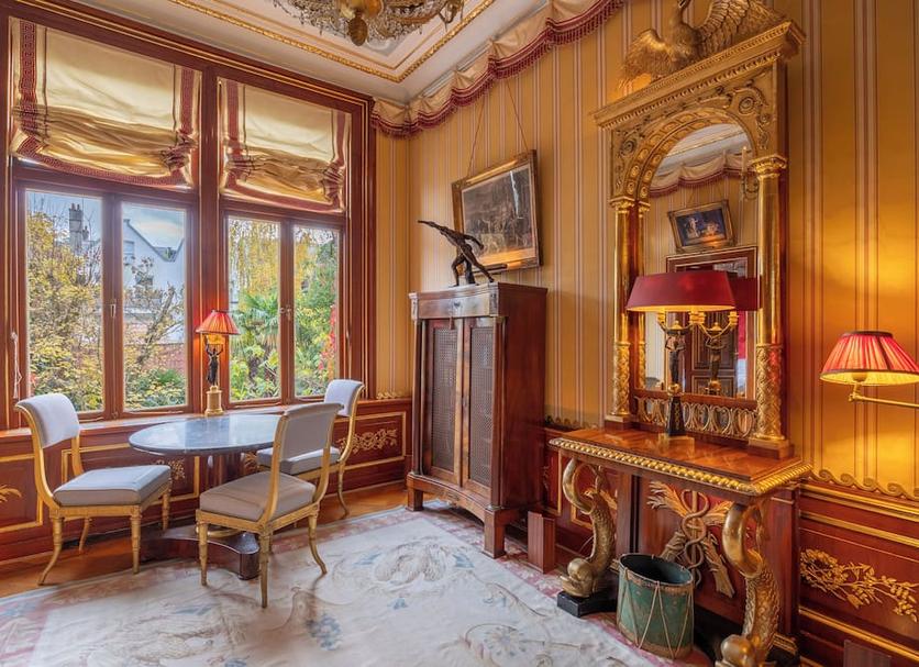 Dining room Photo