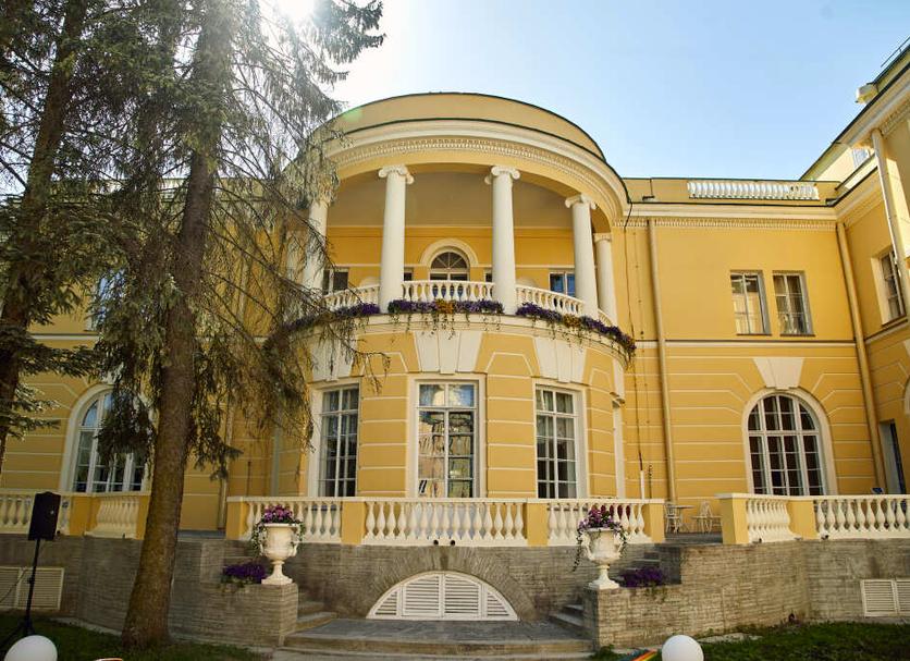 Building Photo