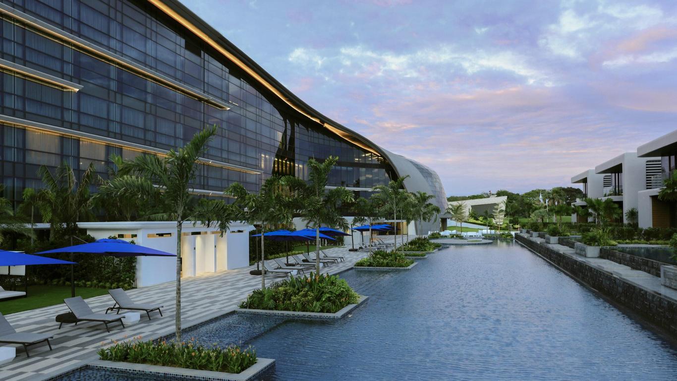 Dusit Thani Laguna Singapore
