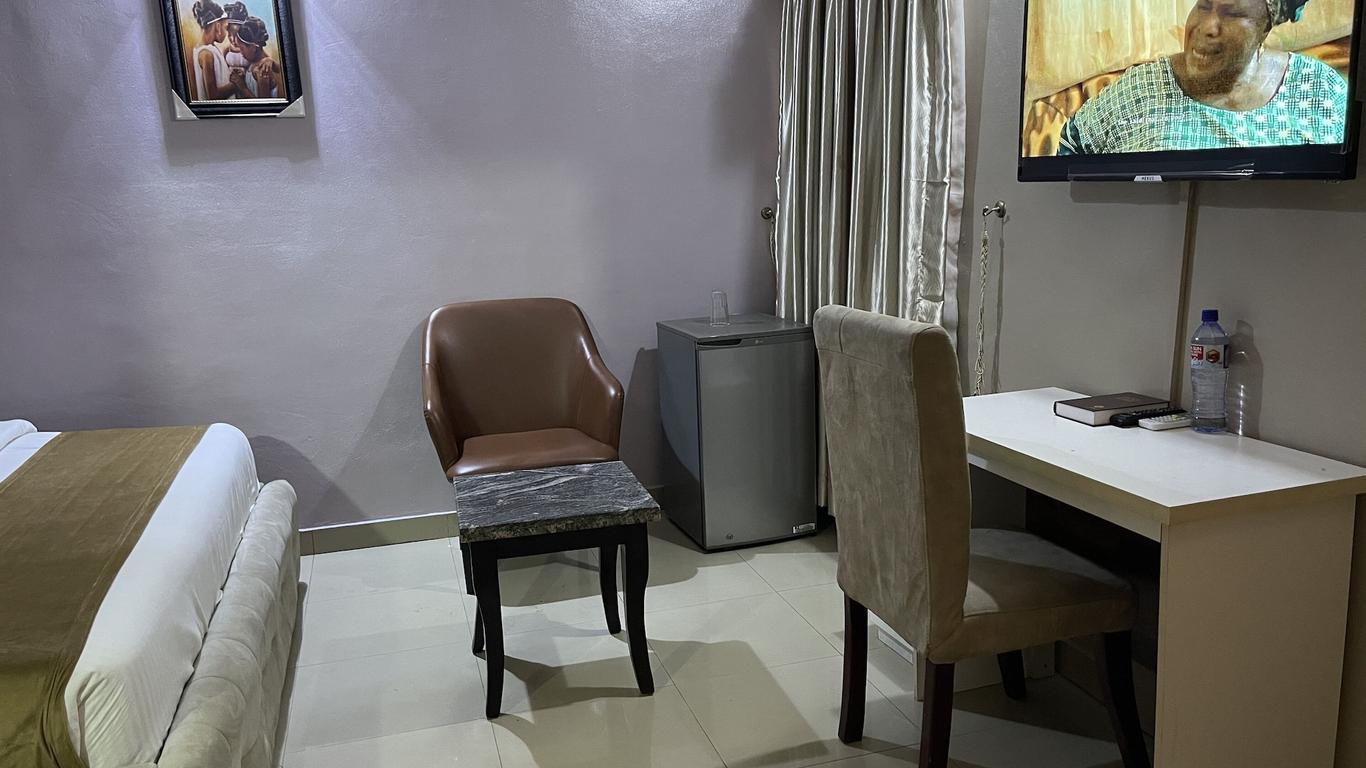Western Sun International Hotel & Events Centre