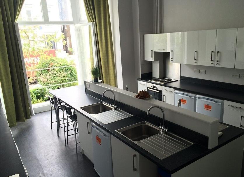 Kitchen Photo