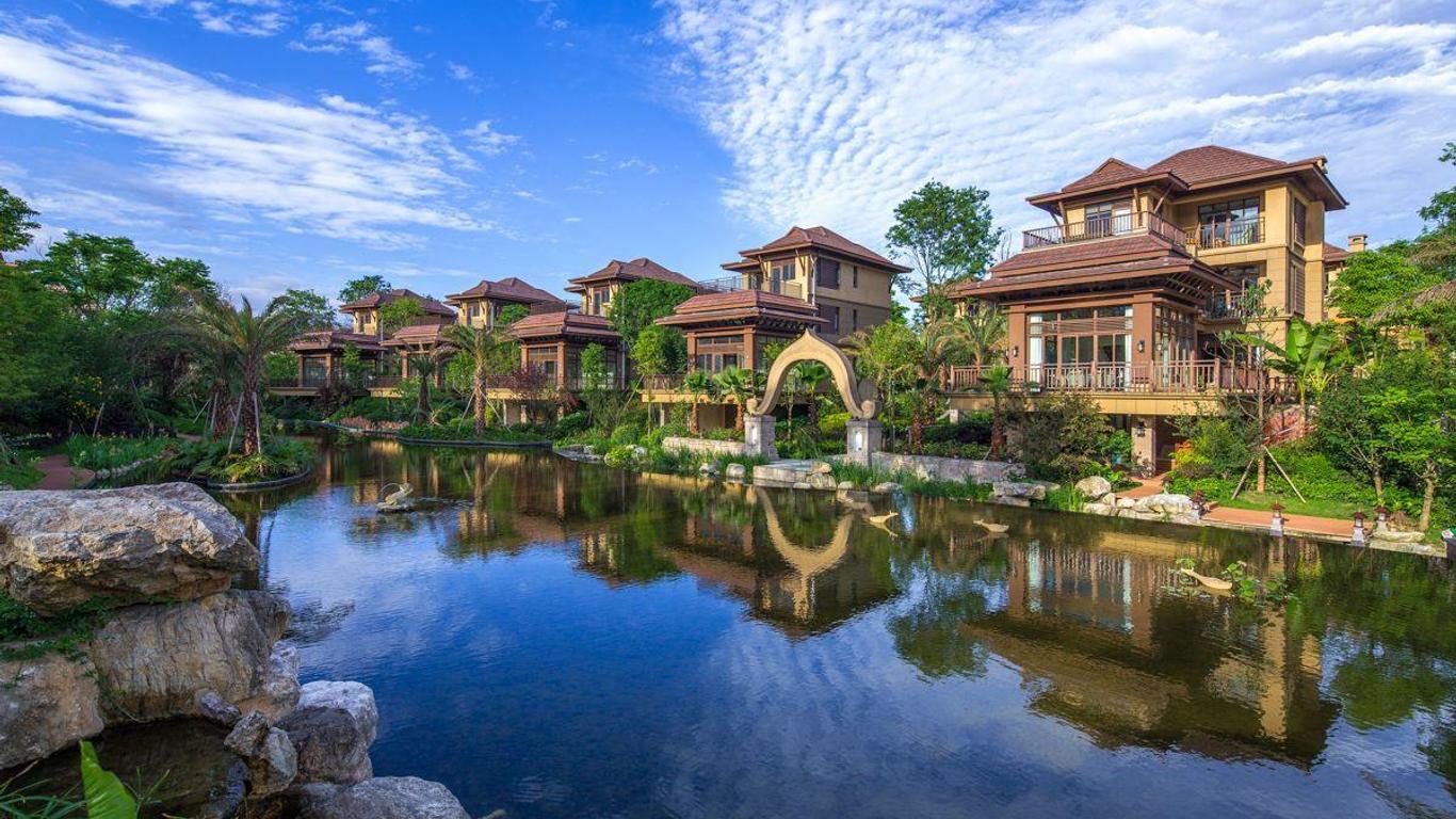 Royal Qingcheng Resort