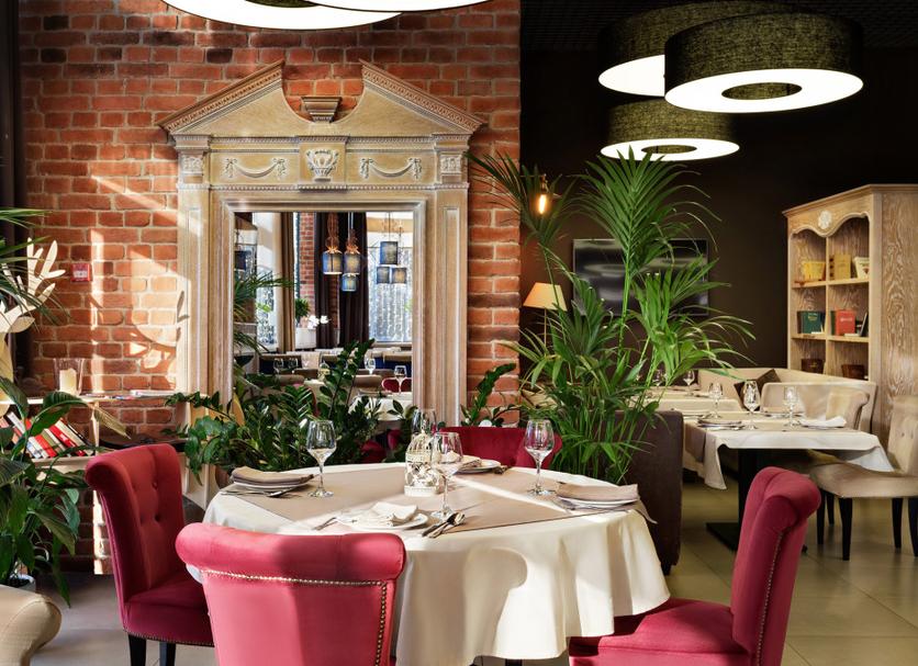Restaurant Photo