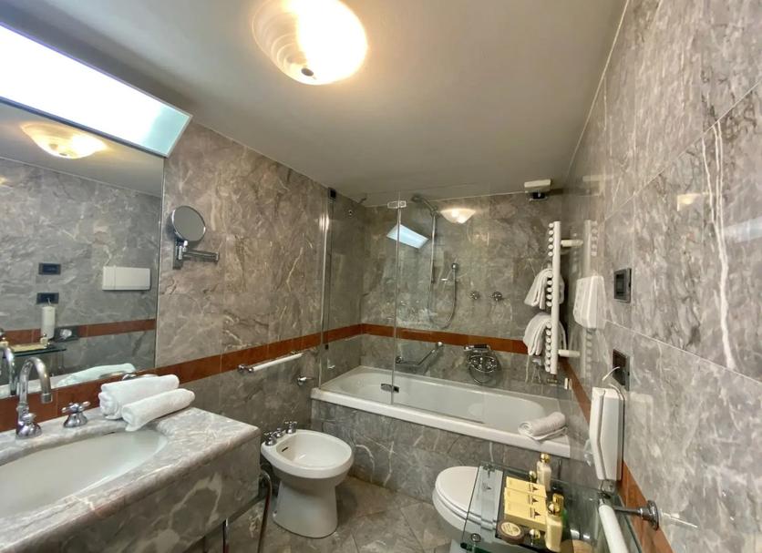 Bathroom Photo