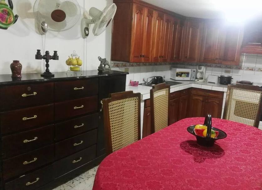 Kitchen Photo