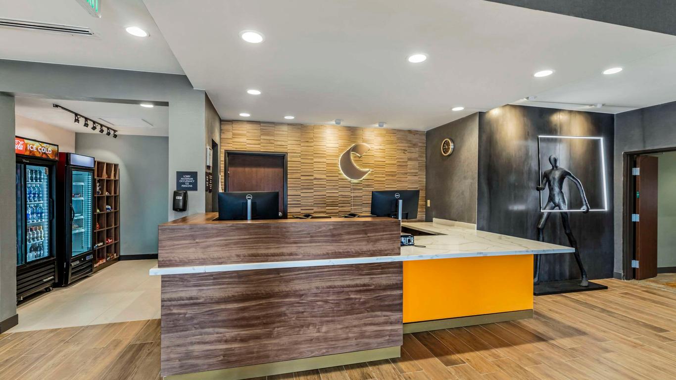 Comfort Suites Cheyenne