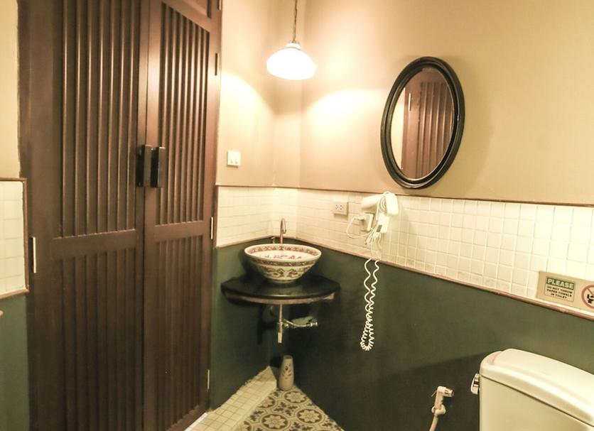 Bathroom Photo