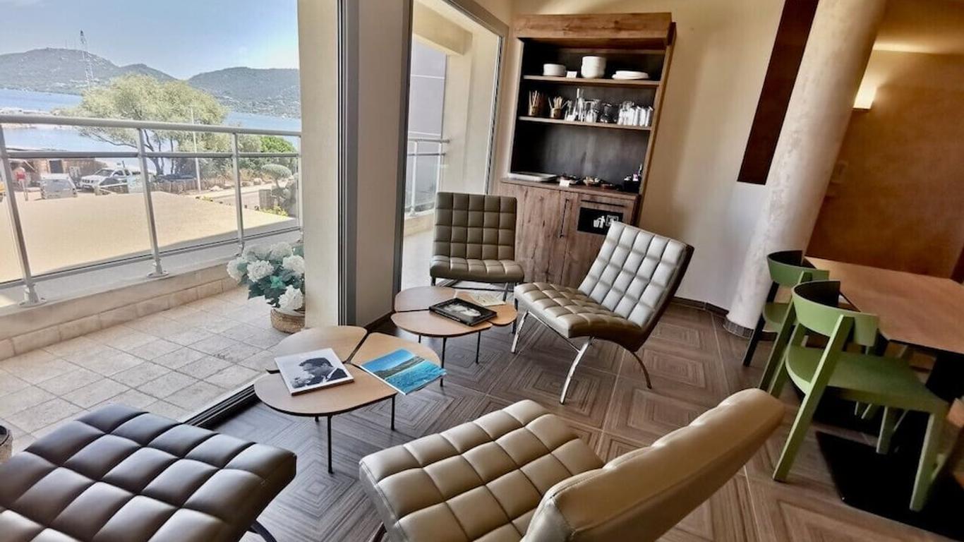 Hotel Costa Salina
