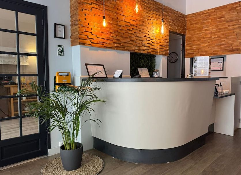 Front desk Photo